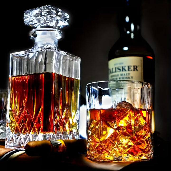 Whiskygläser und Karaffen-Set